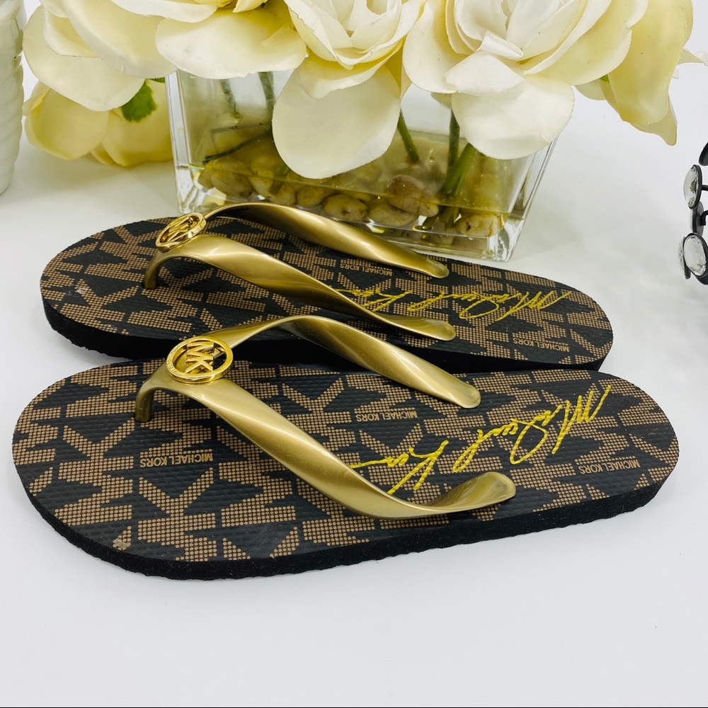 NWT Michael Kors Logo Flip Flops - Picture 3 of 6